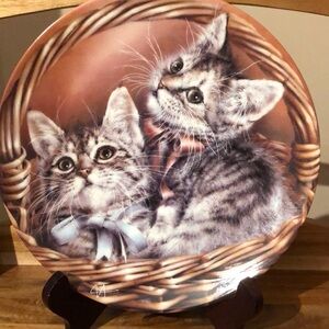 Charming Cat Plate with Basket Design